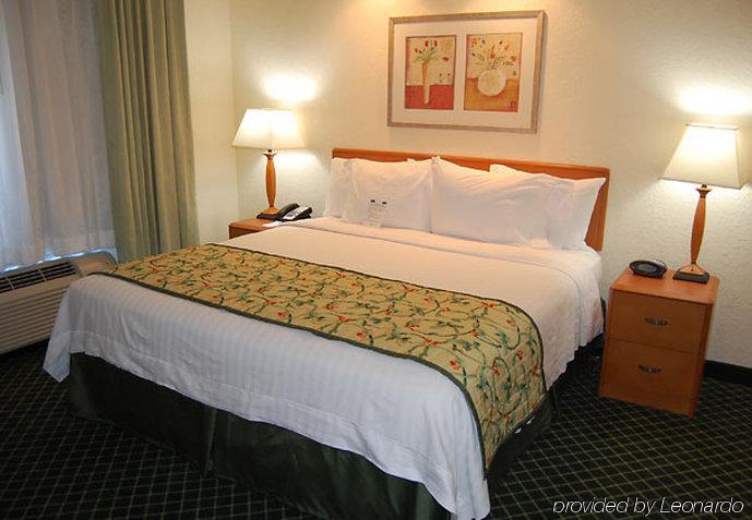 Fairfield Inn And Suites South Hill I-85 Extérieur photo